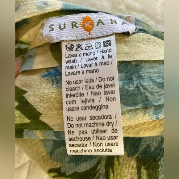 Blue Flowered Sarong/Pareo - Picture 6 of 7